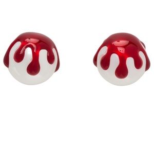 Shushu/Tong exclusive blood earrings
